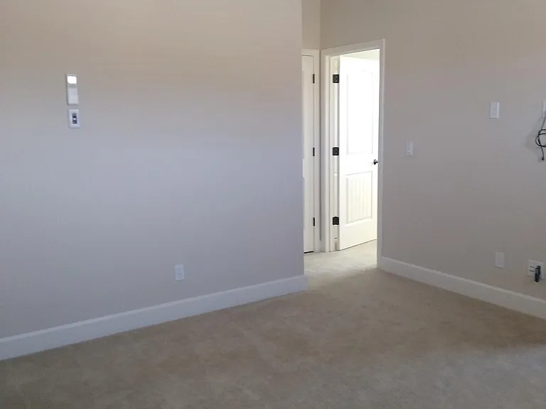 691 N San Marcos Dr — Photo 4