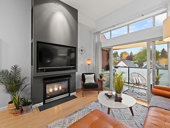 2nd image of 3477 Commercial St #26