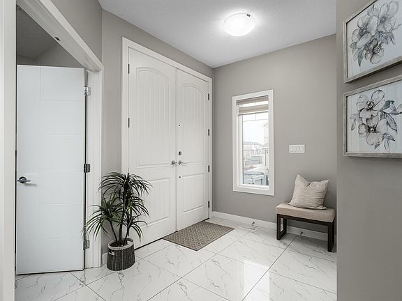 3rd image of 4402 38a St