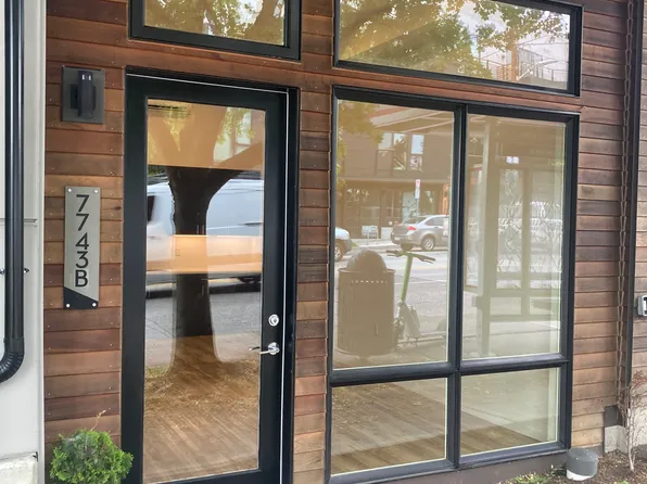 7743B 15th Ave NW, Seattle, WA 98117