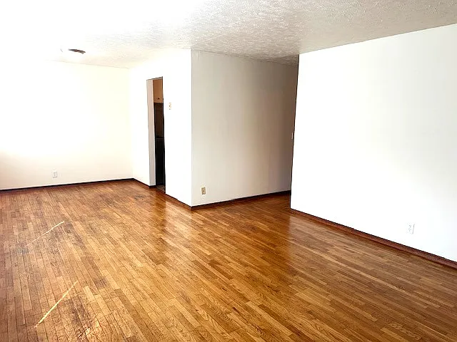 700 - 706 N 41st St Seattle WA 98103 LCG (S) - 700 — Photo 4