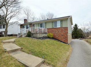 315 Ewings Mill Rd, Coraopolis, PA 15108
