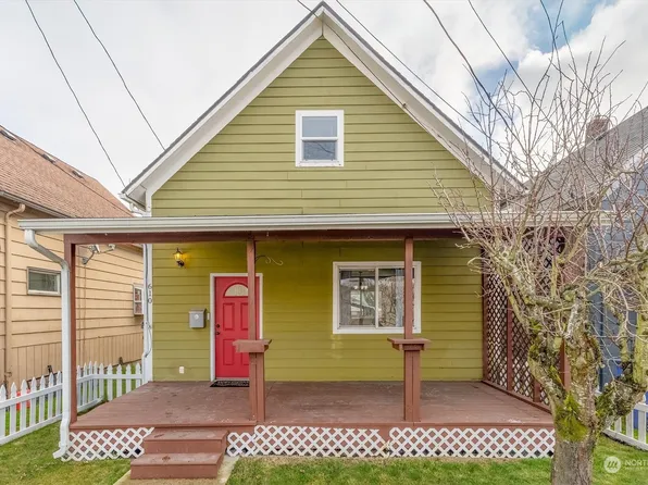 610 Pacific Avenue S, Kelso, WA 98626