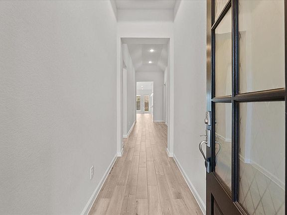 4th image of 4618 Cooper Ln