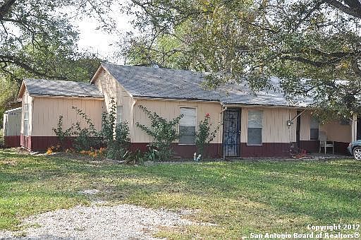 2nd image of 1005 & 1007 W. Hondo Ave