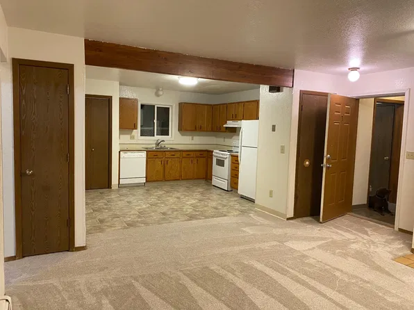 821 E 74th Ave APT 1, Anchorage, AK 99518