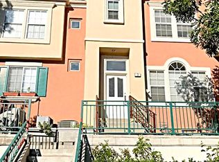 3 Venezia Aisle, Irvine, CA 92606