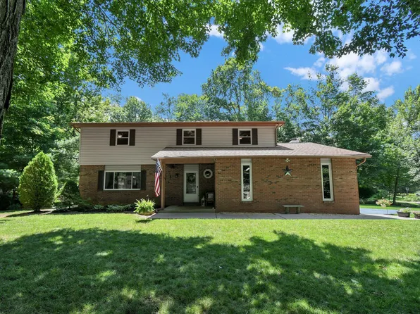 13892 Woodsedge Ct, Pickerington, OH 43147
