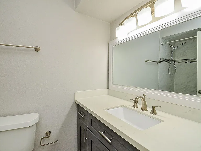 12633 Memorial Dr #174 — Photo 12