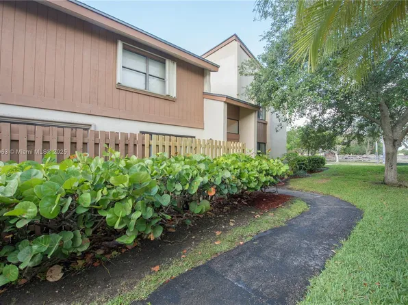 10945 SW 113th Pl #1B, Miami, FL 33176