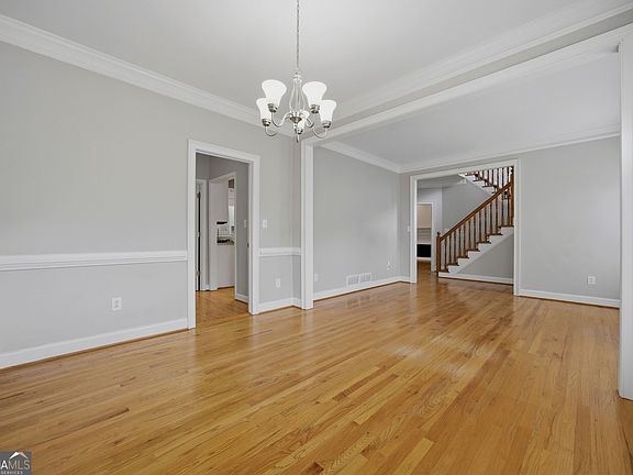 3rd image of 2362 Birch Hollow Trl