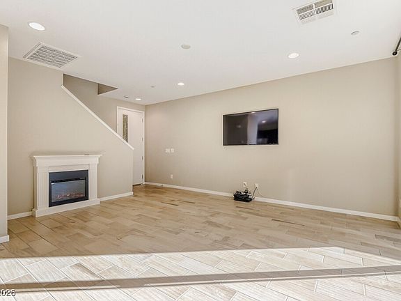 5th image of 11270 Hidden Peak Ave Unit 202