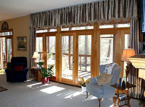 3rd image of 8649 Arthur Hills Cir