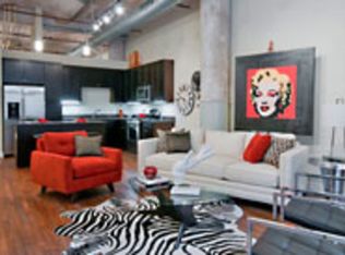 20 N Chenevert St, Houston, TX 77002