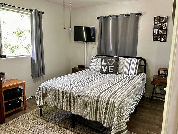 2nd image of 15-2699 Aweoweo St