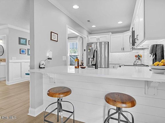 5th image of 6336 Lenoir Drive