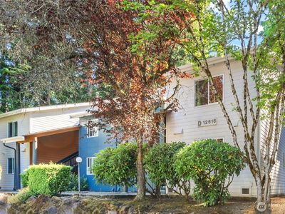 12616 NE 119th Street #D7, Kirkland, WA, 98034