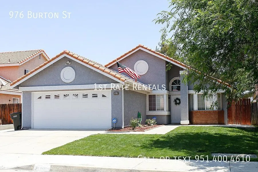 Gorgeous single-story home! — Photo 2