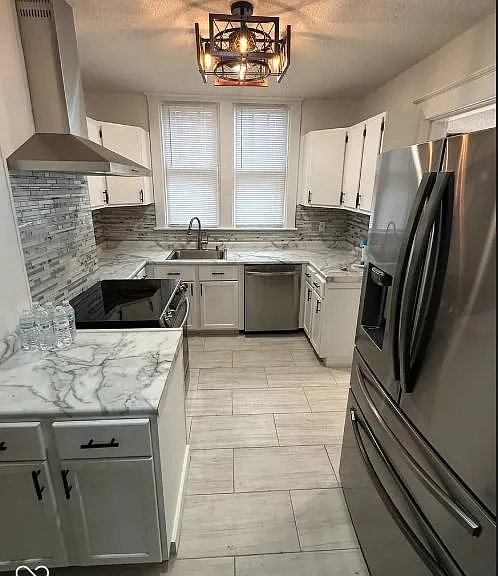 526 N Emerson Ave — Photo 4