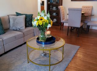 228 Seaton Rd APT 1, Stamford, CT 06902