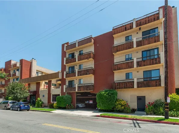 8710 Independence Ave APT 301, Canoga Park, CA 91304