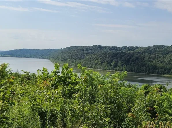 001 Riverview Lane #3, Leavenworth, IN 47137