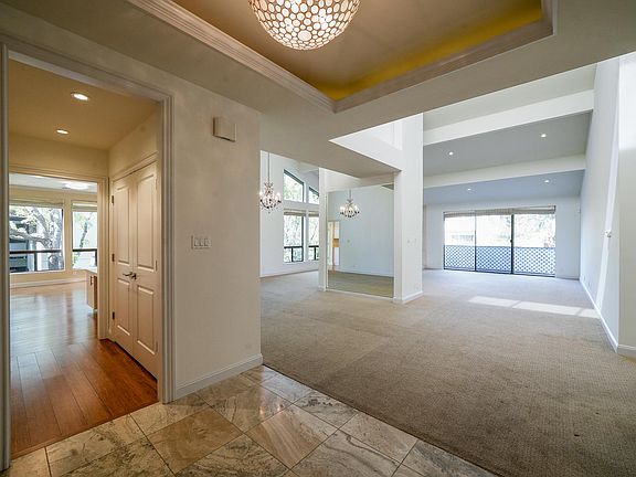 2nd image of 32 Mansion Ct #821