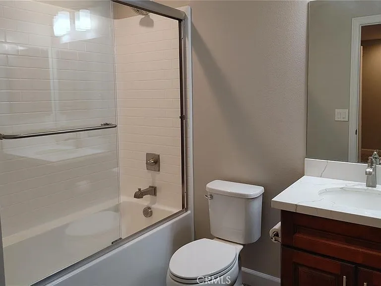16408 Valencia Ave #110 — Photo 5