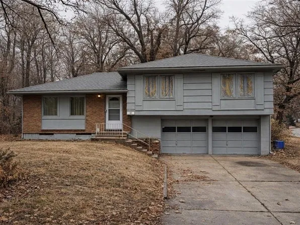 8108 E 91st Ter, Kansas City, MO 64138