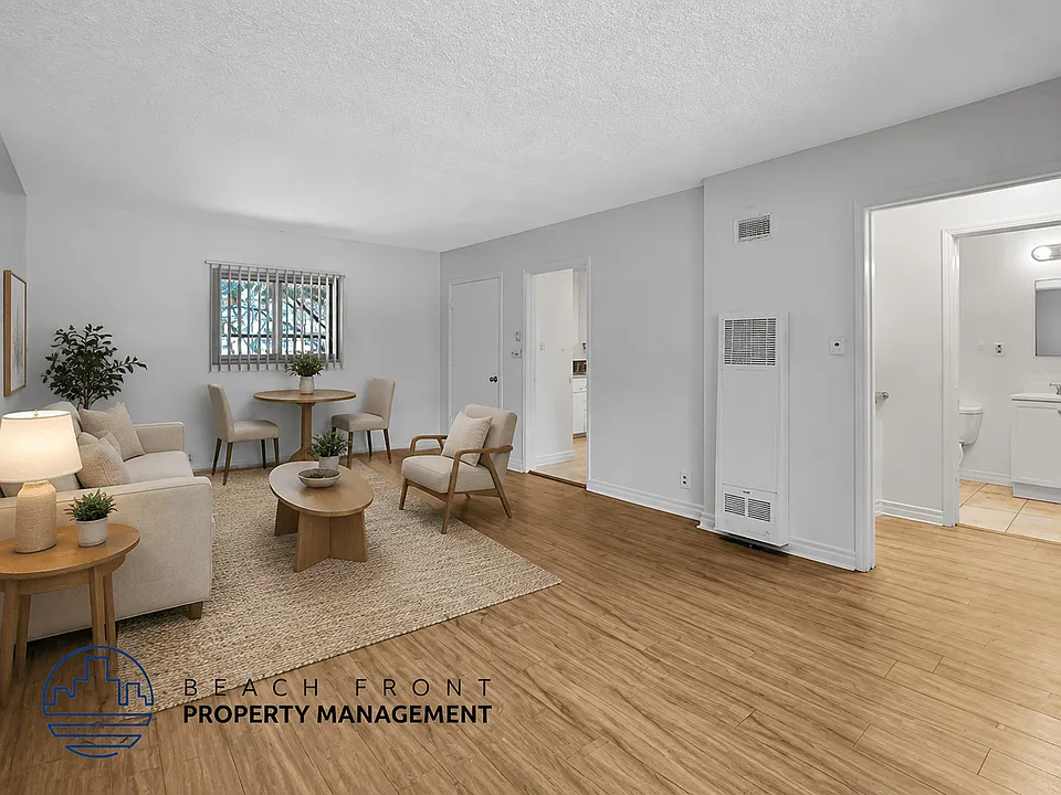 8910 Sepulveda Eastway