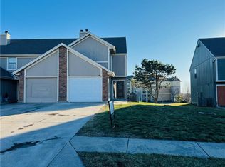 514 NE 6th St APT A, Blue Springs, MO 64014