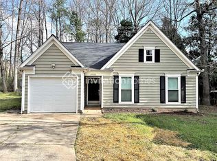 8933 Trentsby Pl, Charlotte, NC 28216