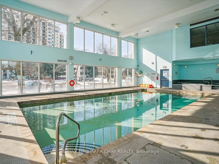 65 Ellen St #607 — Photo 24