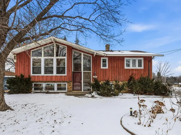 1560 Oakdale Ave, West Saint Paul, MN 55118