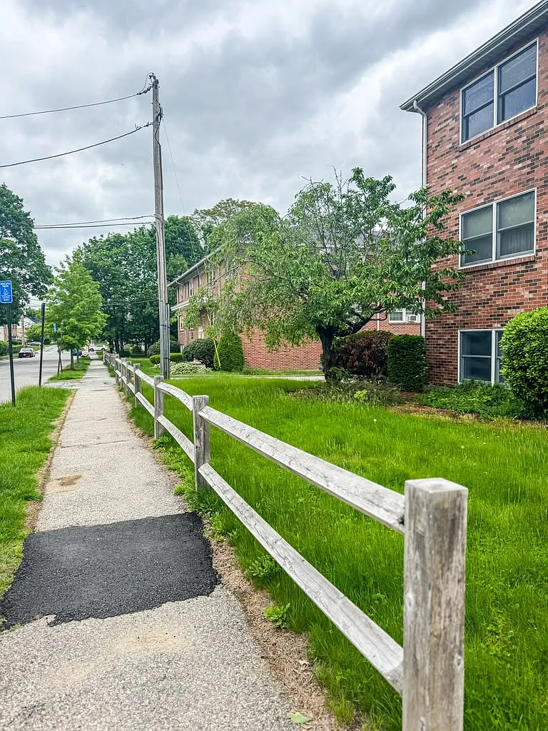 1 bed, 703 sqft, $1,700 — Photo 3