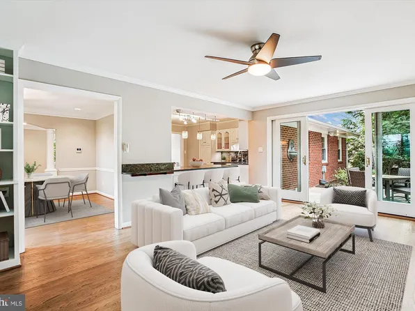 2322 S Pierce St, Arlington, VA 22202