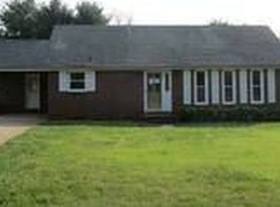 2970 Shangri La Dr, Conover, NC 28613