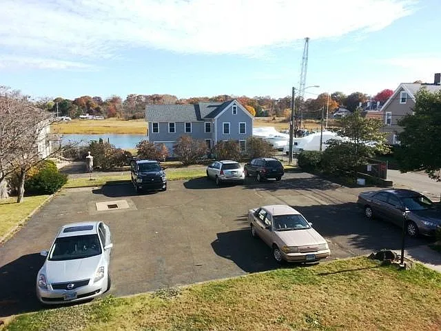 255 Harbor St — Photo 33