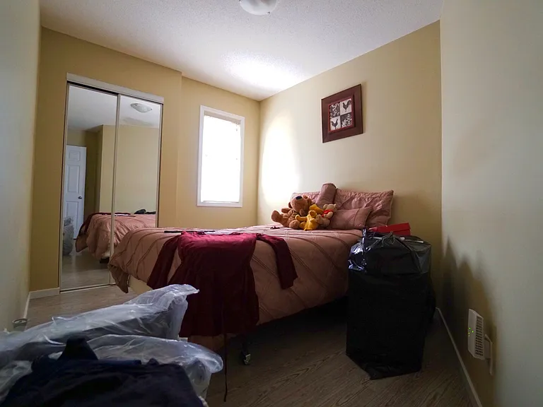 2495 King Edward St — Photo 7