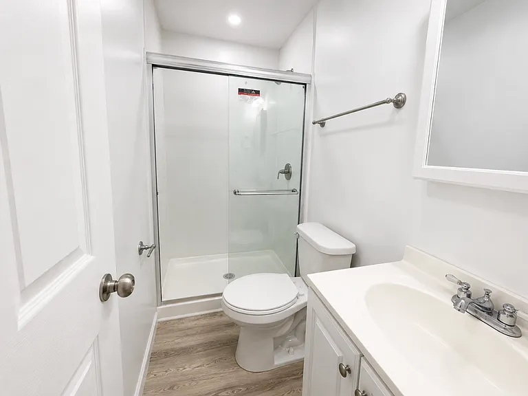 318 N Paca St — Photo 5