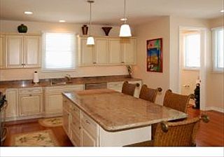 4th image of 12 Harding Ave