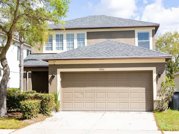 7951 Carriage Pointe Dr, Gibsonton, FL 33534