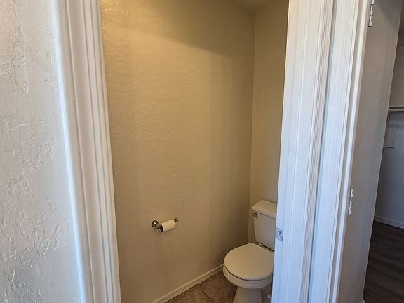 5th image of 32830 N Cat Hills Ave