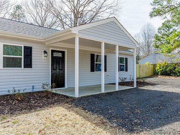 3rd image of 7180 Hopkins Cir