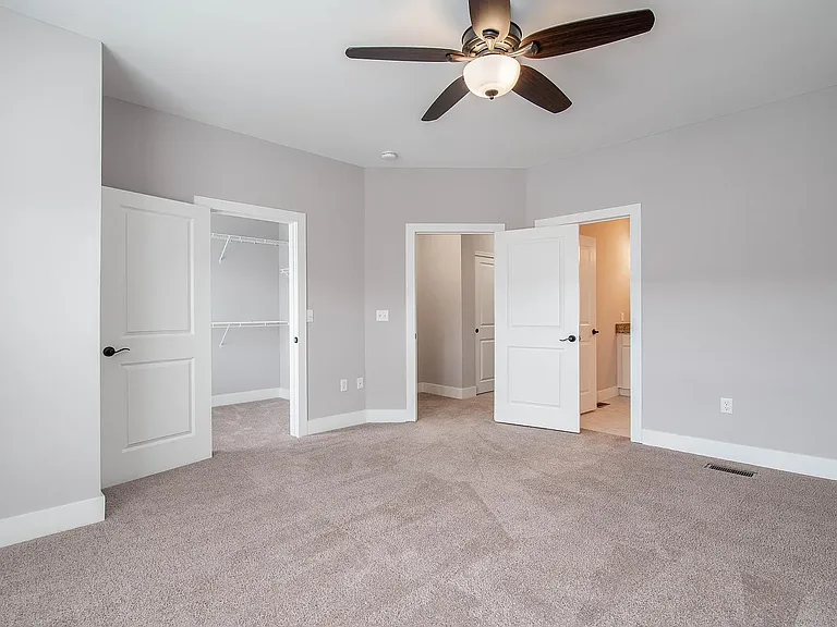 463 Columbus Ave #26 — Photo 17