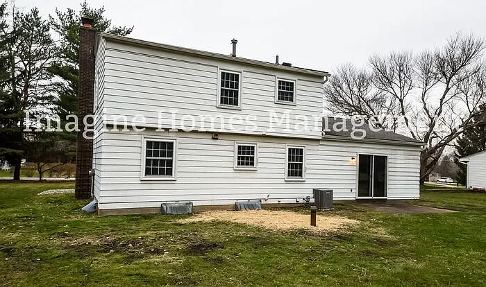 1655 Barlow Rd — Photo 9