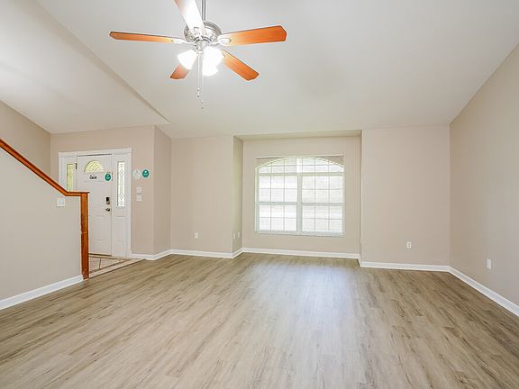 5th image of 812 Scott Ave