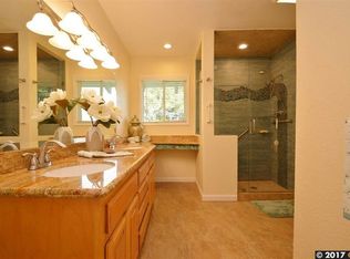 888 Castle Rock Rd, Walnut Creek, CA 94598