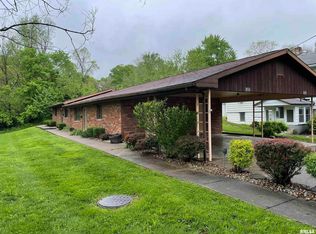 811 N 22nd St, Murphysboro, IL 62966