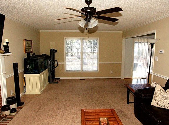 5th image of 120 Albert Dr